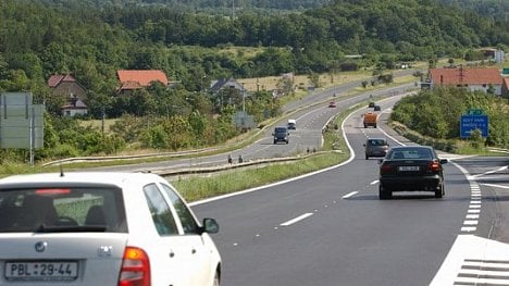 Náhledový obrázek - Podnikatelé: Rozvoji brání špatné silnice