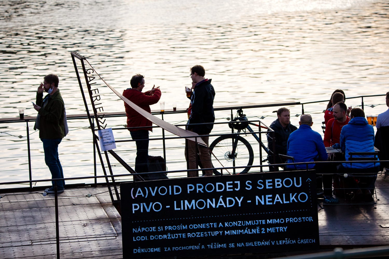12. 5. 2020, u Vltavy, Praha 1