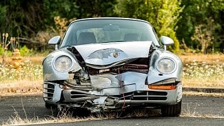 Náhledový obrázek - Kolik lze také dostat za nabouranou ojetinu? Porsche 959 bylo prodáno za 10 milionů