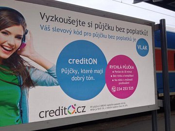 Příklad reklamy na půjčku bez poplatků.