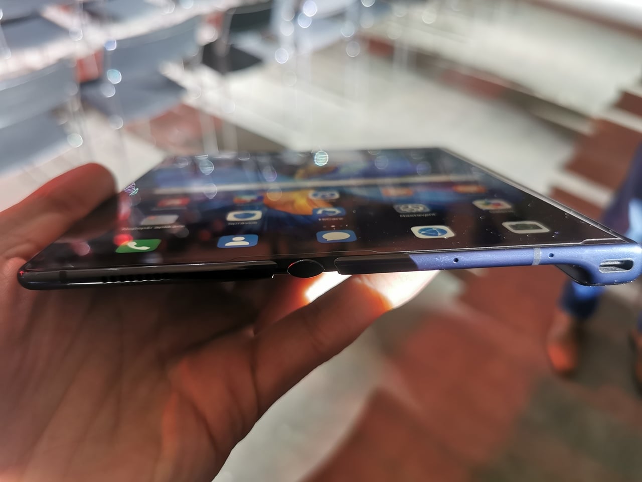 Ohebný chytrý telefon Huawei Mate Xs