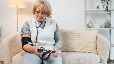 8 způsobů, jak snížit krevní tlak: pomoci mohou i drobné změny životního stylu