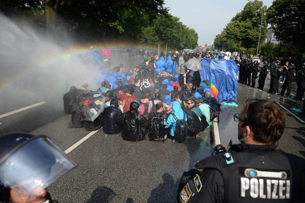 2014-06-protesty-proti-summitu-g20-1.jpg