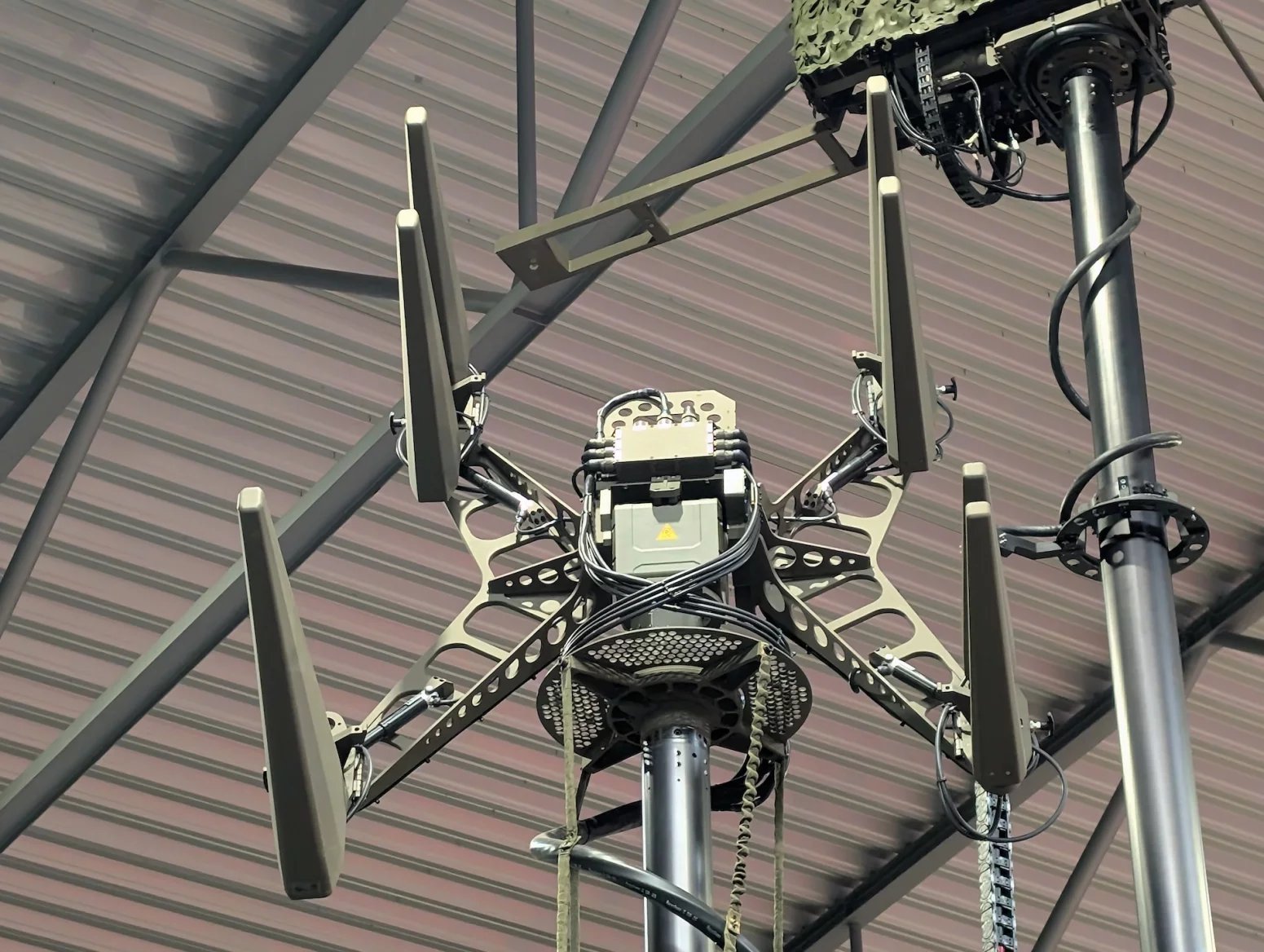 Rušička STARKOM, české kladivo na signály