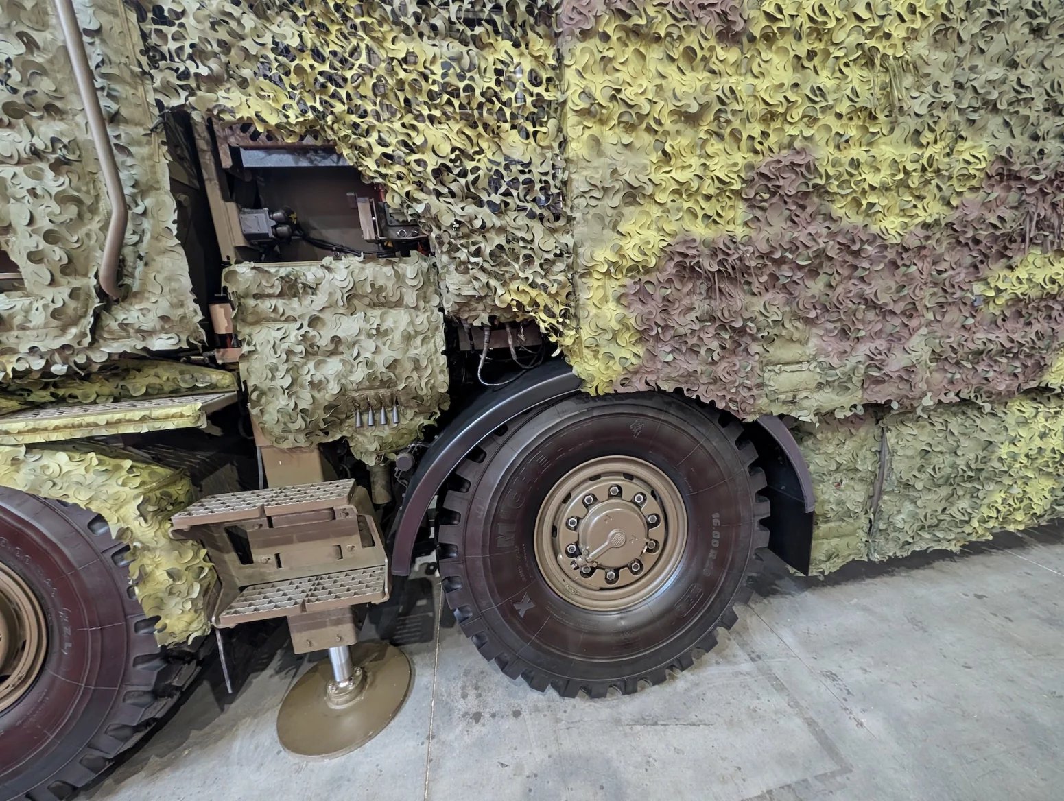 Rušička STARKOM, české kladivo na signály