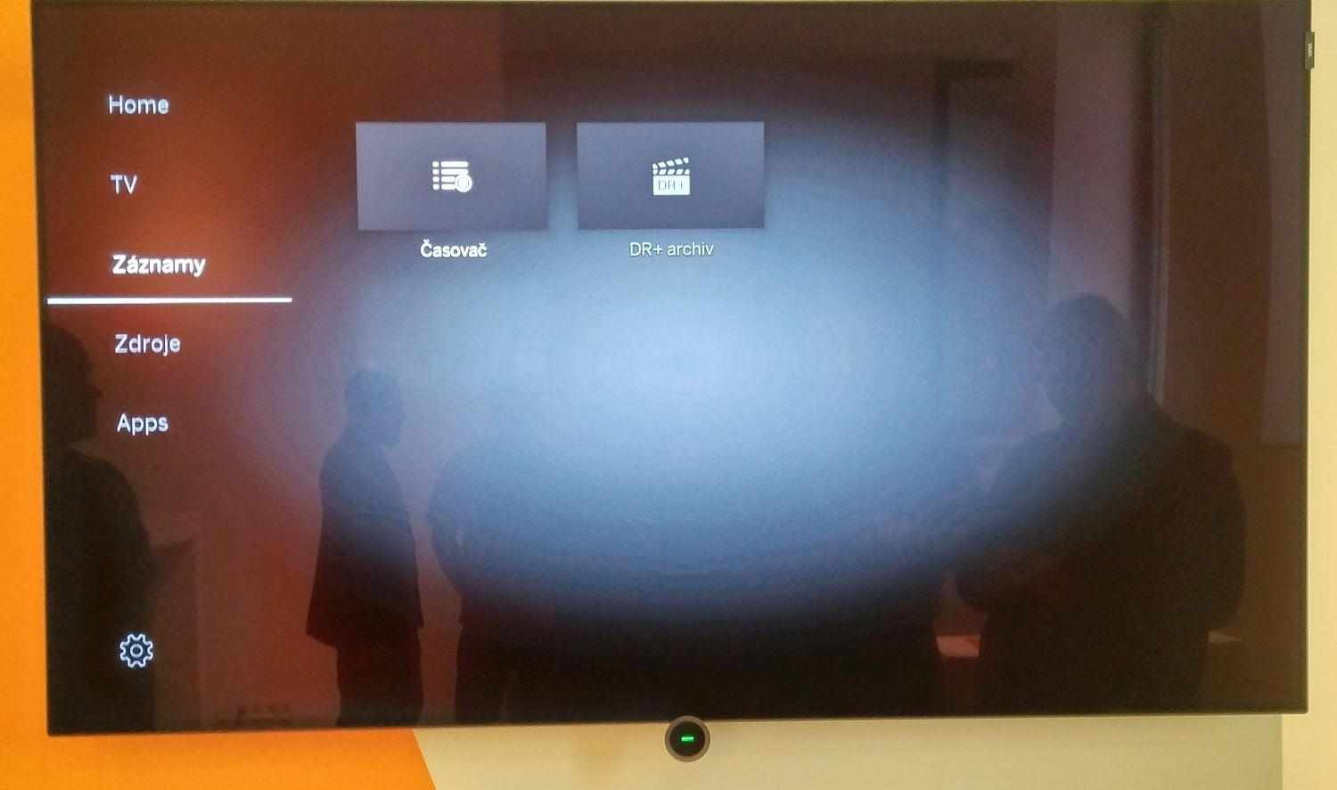 Loewe Bild 7 - domácí menu