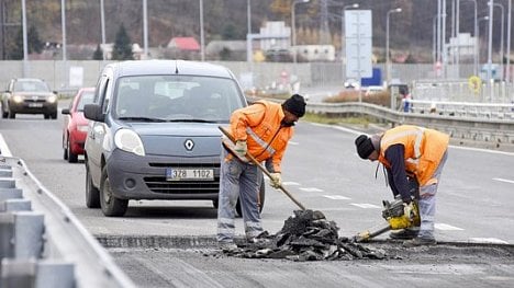 Náhledový obrázek - Výstavba vybraných dálnic či železnic zrychlí. Usnadní se i vyvlastňování pozemků