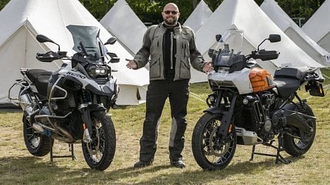 Náhledový obrázek - Převratný „terénní“ Harley se srovnání se zavedenými soupeři bát nemusí