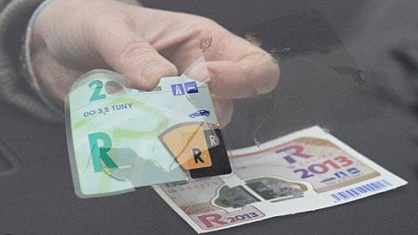 Náhledový obrázek - Elektronické dálniční známky zvýší výnosy o 220 milionů korun, vyplývá z návrhu zákona