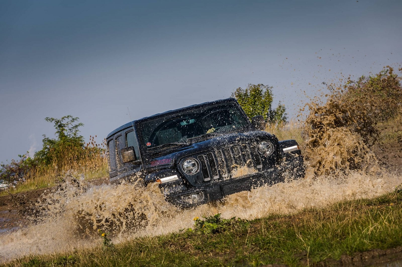 2020-10-jeep-wrangler-rubicon-15.jpg