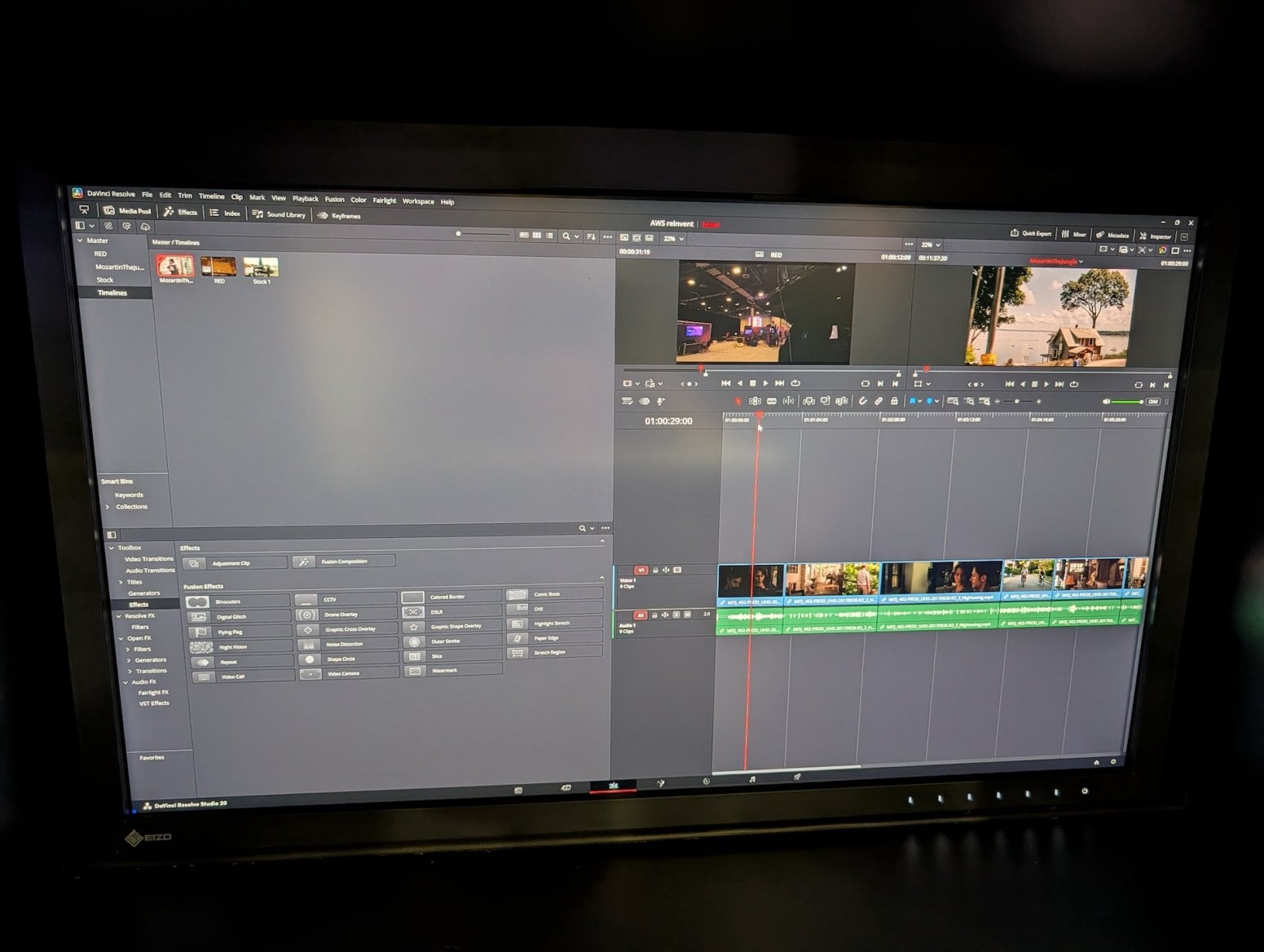 Auto Rivian R1S s mobilním připojením k internetu od AWS