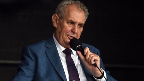 Náhledový obrázek - Zeman zkritizoval Trumpův proslov v OSN. V listopadu poletí za Putinem do Soči