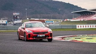 Náhledový obrázek - Test Kia Stinger GT: Mnohem lepší, než si možná myslíte