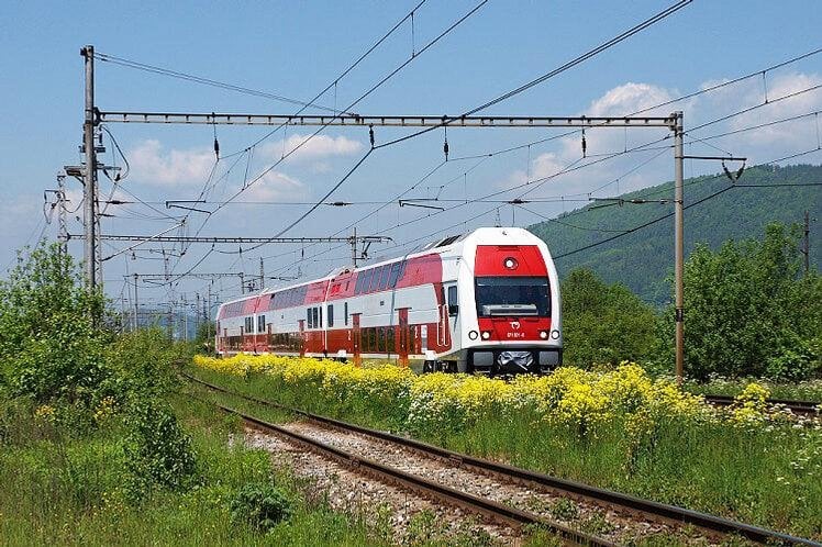 2011-10-elektrickc3a1-jednotka-c599ady-671-ze-c5a1kody-vagonky-5