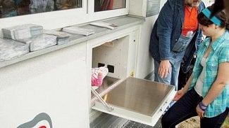 Náhledový obrázek - V nemocnici ve Valašském Meziříčí byl instalován babybox