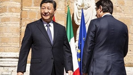 Náhledový obrázek - Itálie podepsala s Čínou dohodu o účasti na nové Hedvábné stezce. Jako první z G7