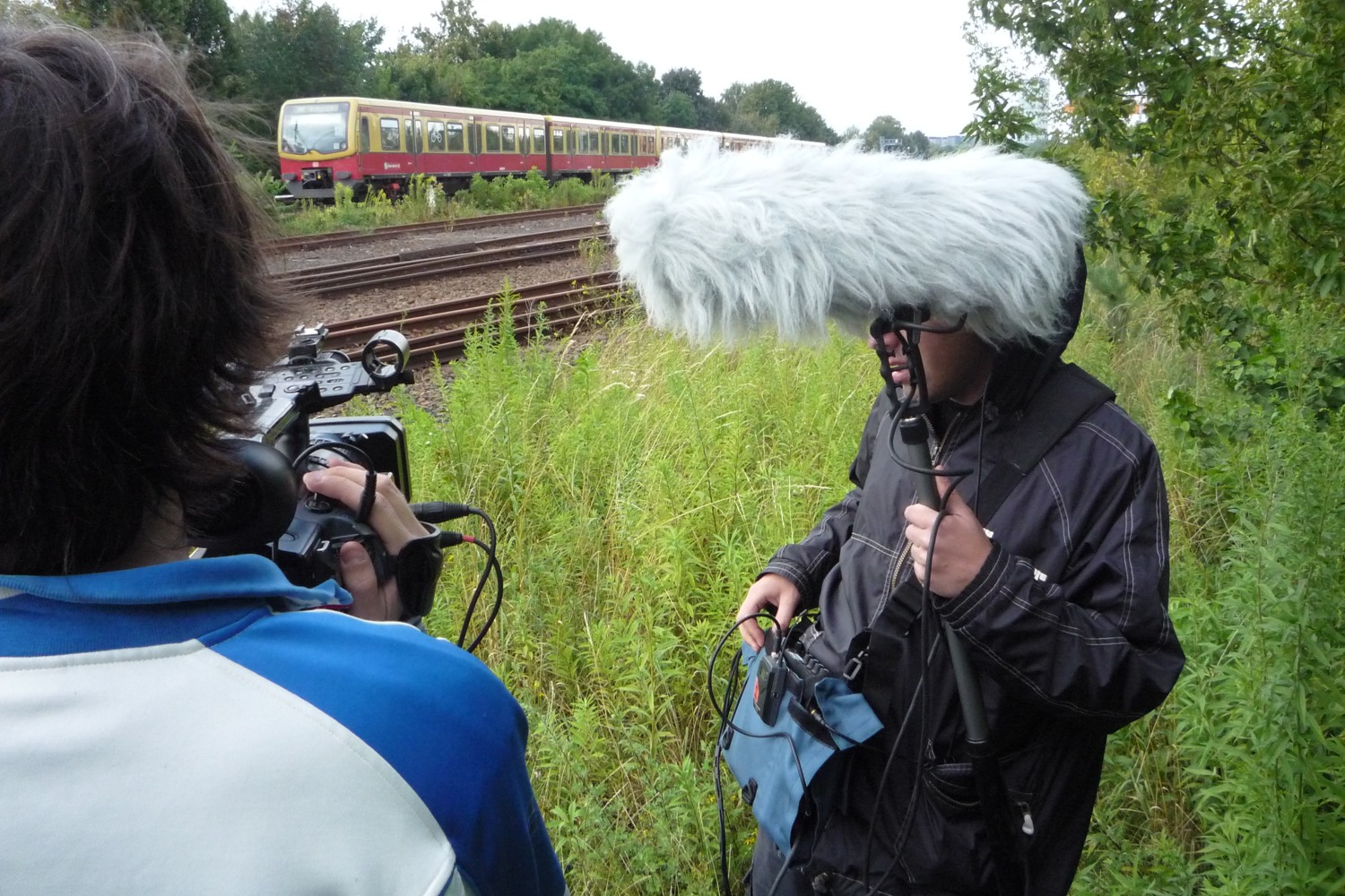 Dokumenty Girl Power, Kino Lucerna a Počátky v České televizi