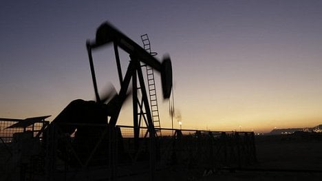 Náhledový obrázek - Jednání OPEC na mrtvém bodě, dohodu blokuje Írán