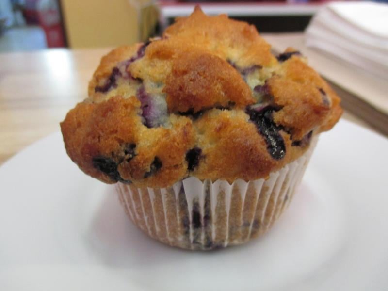 Výrobna Pavlína Byrtusová, Bruntál: Bezlepkové muffiny borůvkové - výrobek byl označen jako "bez lepku". Toto označení/tvrzení lze v potravině použít pouze tehdy, jeli obsah lepku nižší než 20 mg/kg. Ve výrobku ho však bylo téměř čtyřikrát více.