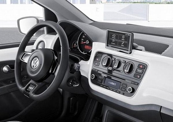 2016-12-volkswagen-up-6.jpg