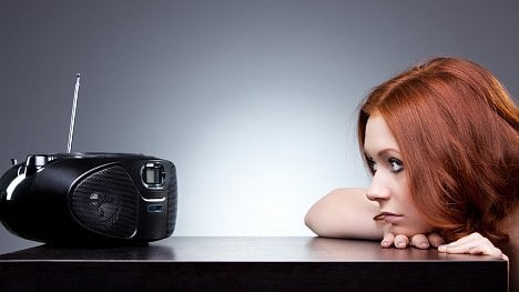 Poplatky za rozhlas a TV se ruší. Nahradí je stát. Lidé mohou přispívat dobrovolně