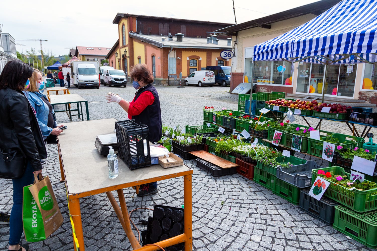 Pražská tržnice v Holešovicích