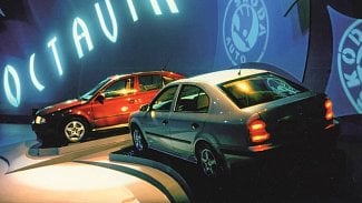 Náhledový obrázek - Před čtvrtstoletím začala Škoda měnit podobu tuzemského silničního provozu. Odstartovala výroba Octavie