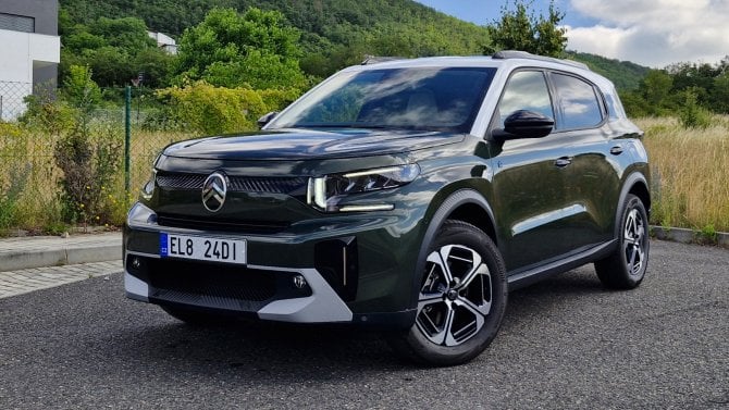 Test Citroën ë-C3 Aircross Max (44kWh): Elektromobil do každé rodiny