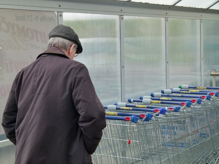 Desinfikované vozíky jsou opatřeny informací o provedení čištění