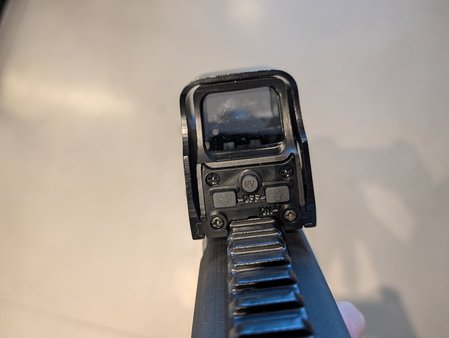 Puška proti dronům od společnosti ParaZero