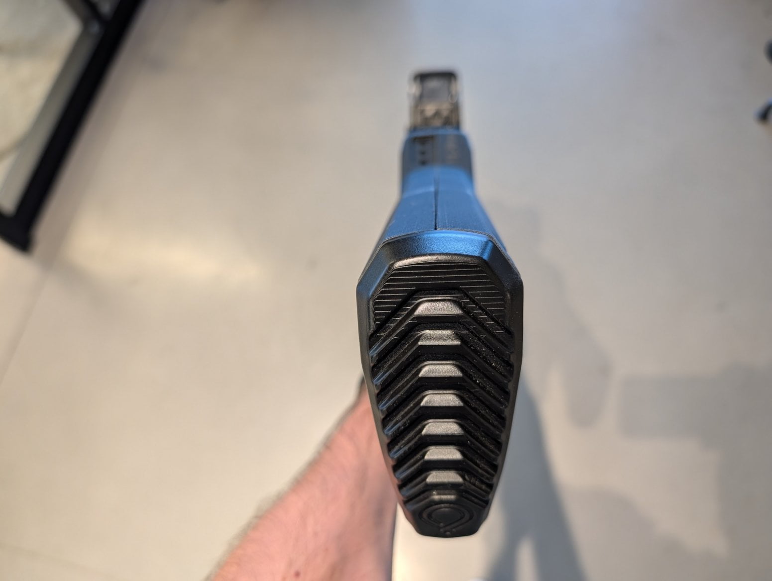 Puška proti dronům od společnosti ParaZero