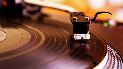 Náhledový obrázek - Největší výrobce vinylů na světě Pelc expanduje do Kanady a Asie