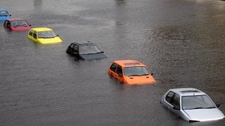 Náhledový obrázek - Bez pitné vody je v ČR kvůli záplavám zhruba 31 000 lidí