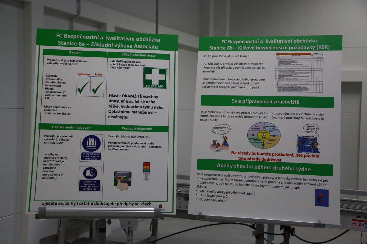 Distribuční centrum Amazonu v Dobrovízi