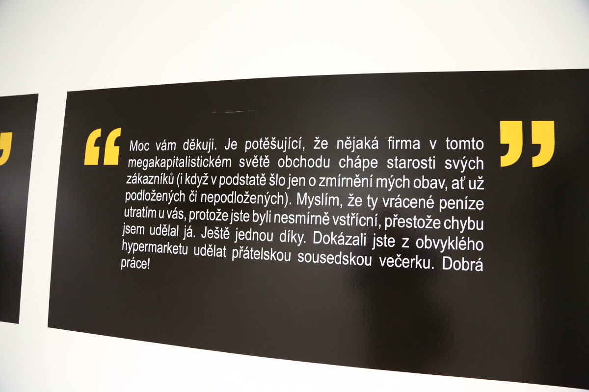 Distribuční centrum Amazonu v Dobrovízi