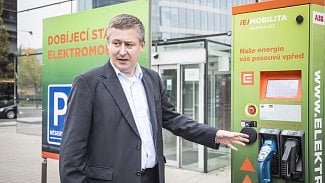 Náhledový obrázek - Rozhovor: „Kvůli elektromobilům se nová elektrárna stavět nemusí“