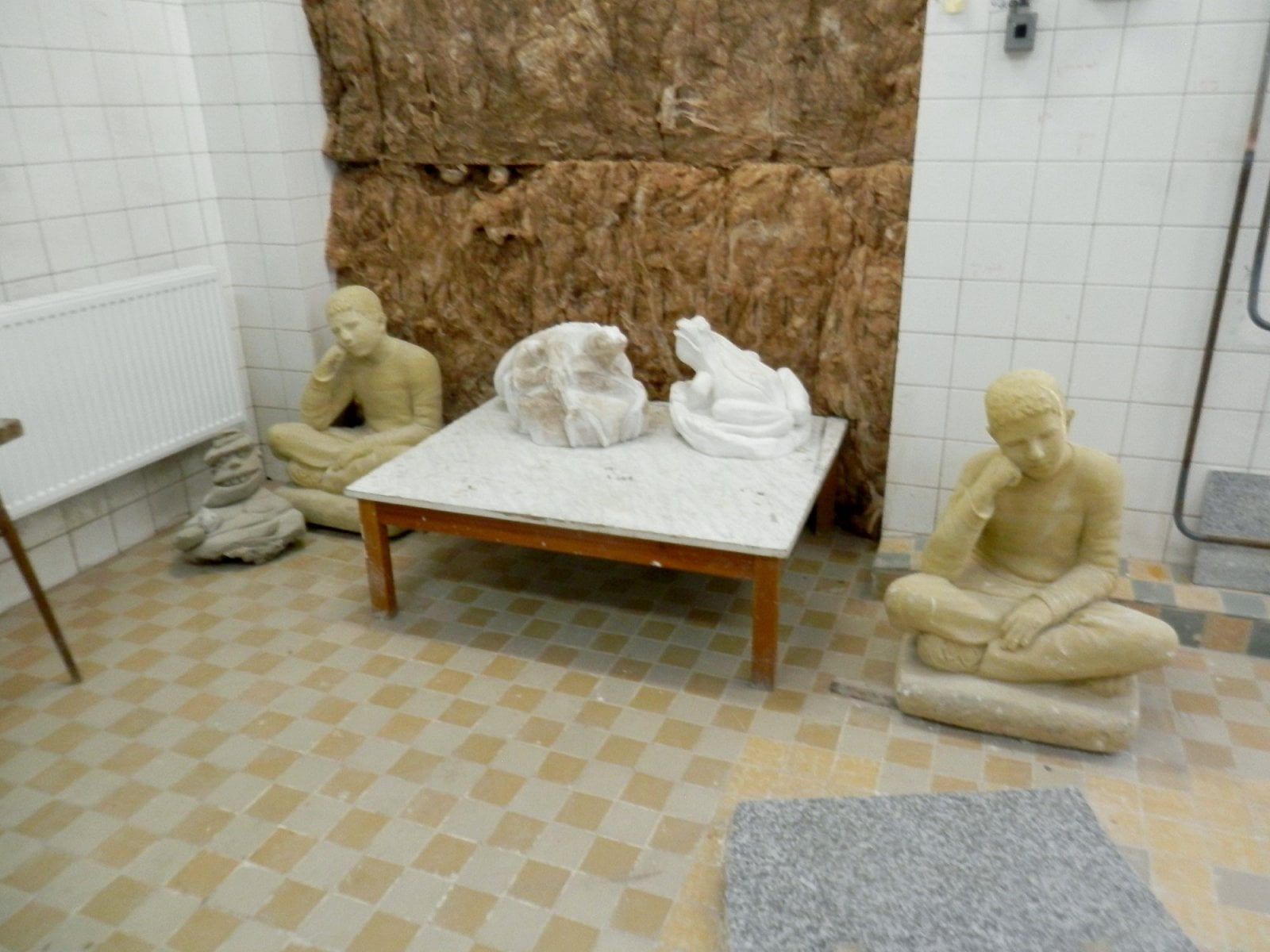 Pohled do sochařské dílny