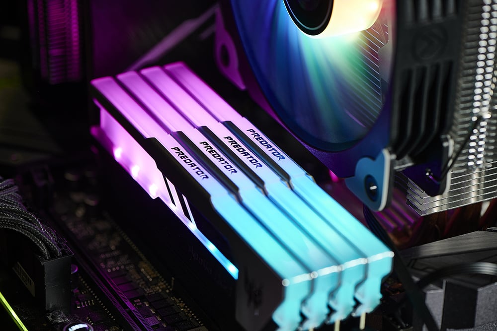 Acer Predator Apollo RGB DRAM 10