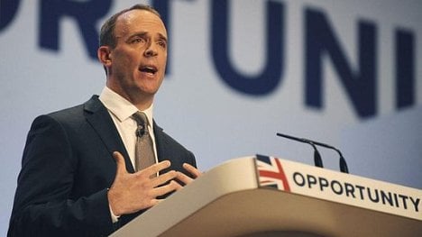 Náhledový obrázek - Ministr pro brexit Raab navrhuje omezit závaznost irské pojistky na tři měsíce