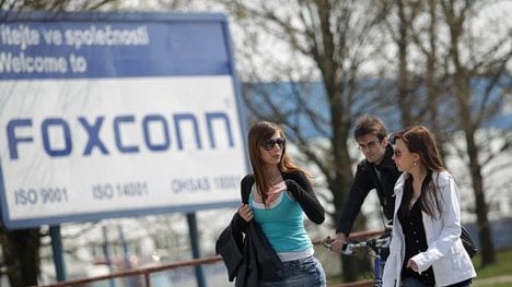 Náhledový obrázek - Stamiliardová montovna: český Foxconn má vysoké tržby, ale nízkou přidanou hodnotu