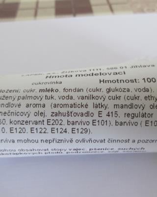 Místo kontroly: LAPEK, Jihlava.
Výrobek obsahoval přídatnou látku – barvivo brilantní modř FCF (E133) – která nebyla uvedena ve složení.