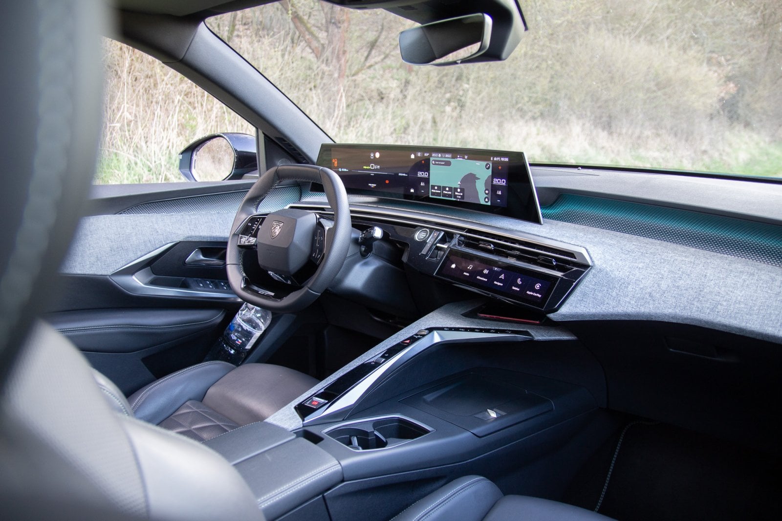Peugeot e-3008