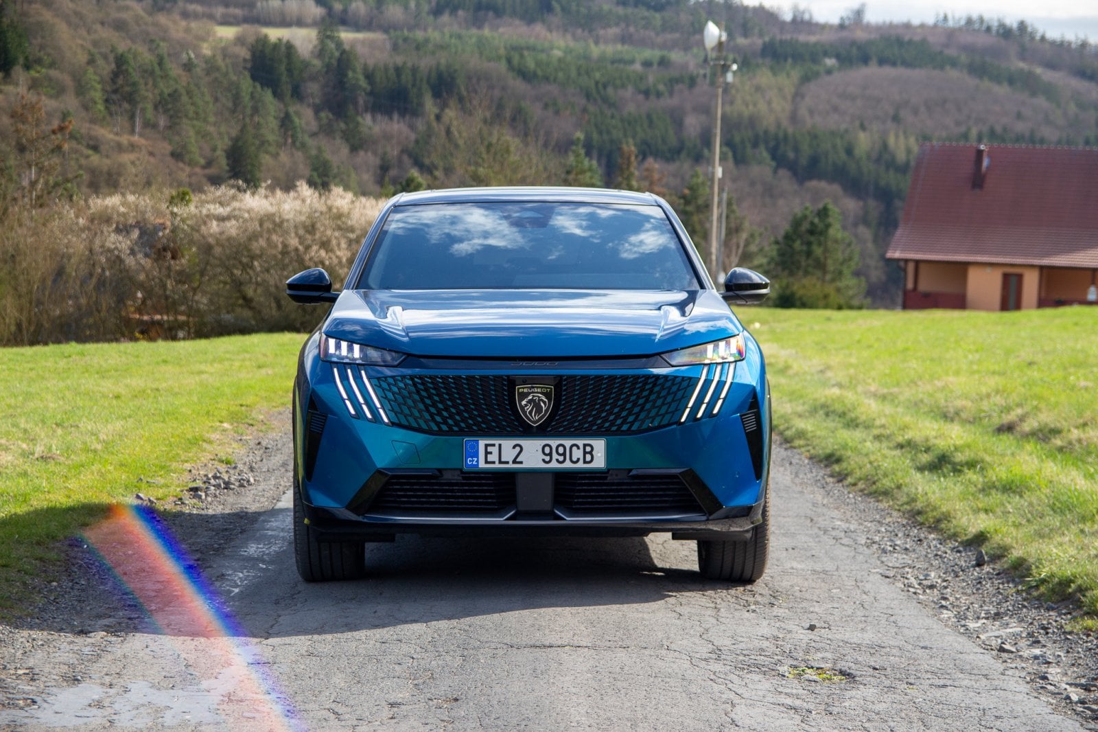 Peugeot e-3008