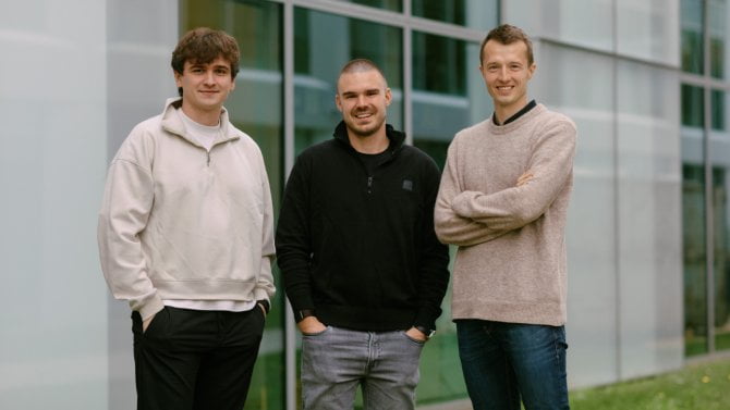 Aby se lépe jelo na vlně umělé inteligence. Miton investuje do startupu, který ji chce firmám zefektivnit