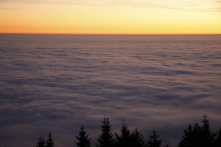 Široko daleko nic než inverze