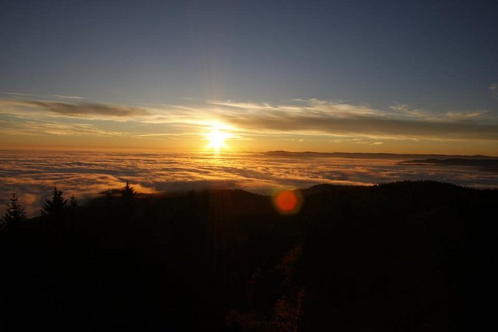Východ slunce při pohledu z Kletě