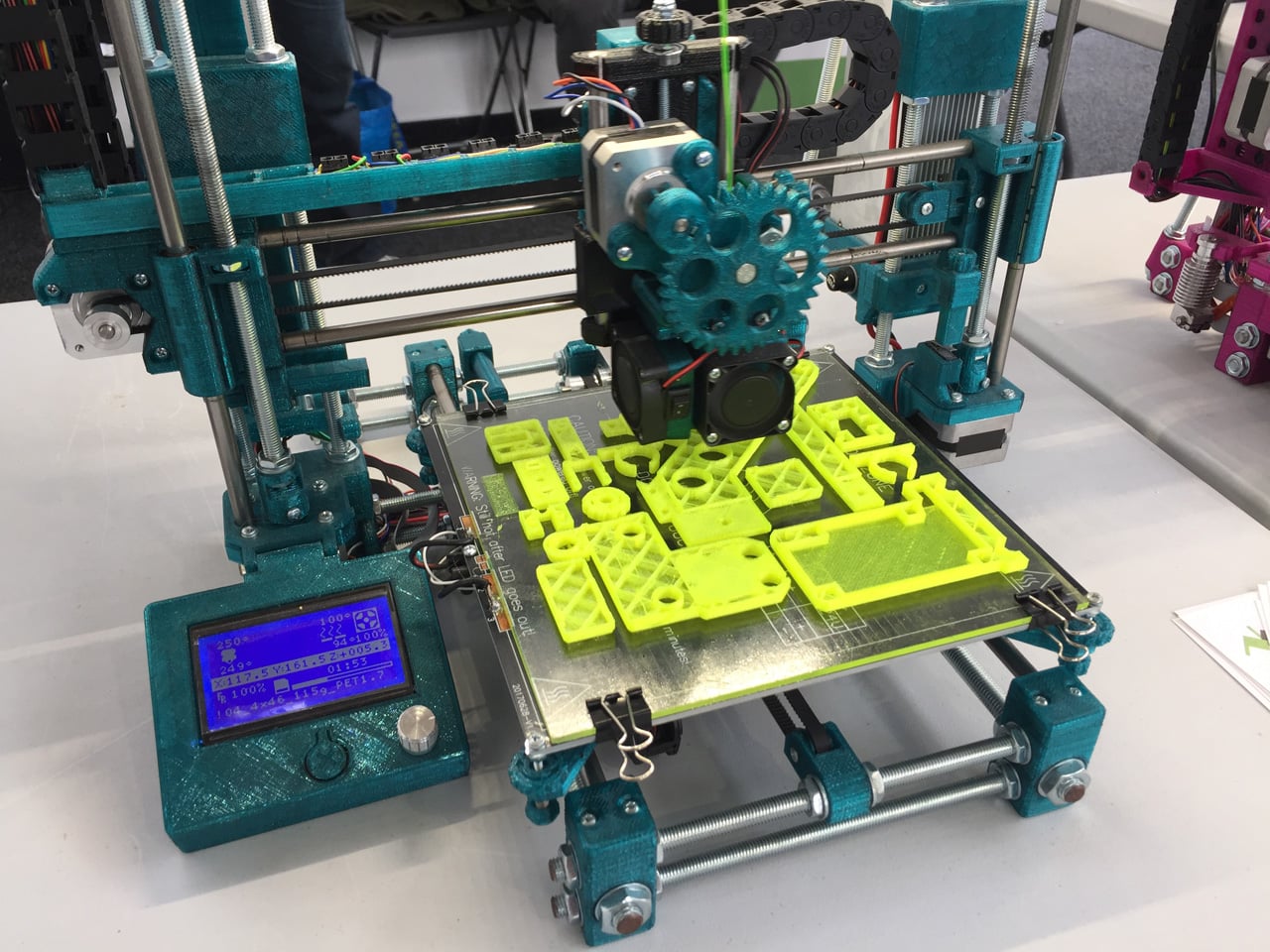 Jak vypadal první Maker Faire v Praze