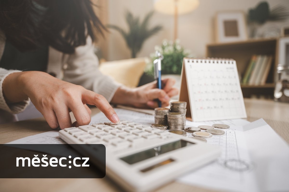 Kromě penzí se příští rok zvýší také příplatky k důchodům. O kolik vzrostou?