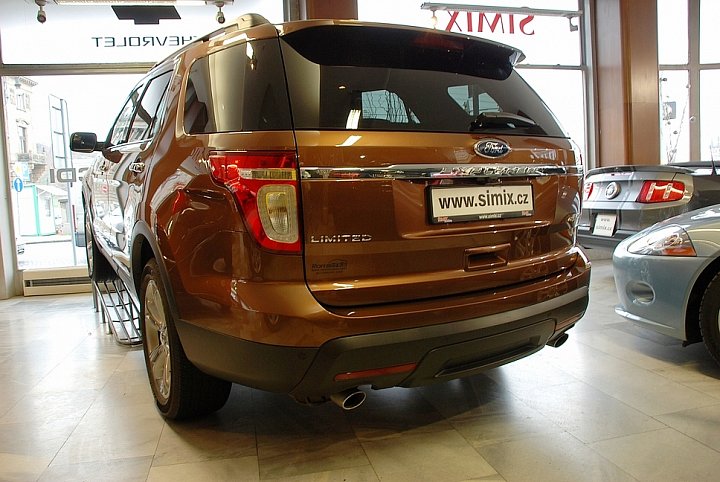 Ford Explorer