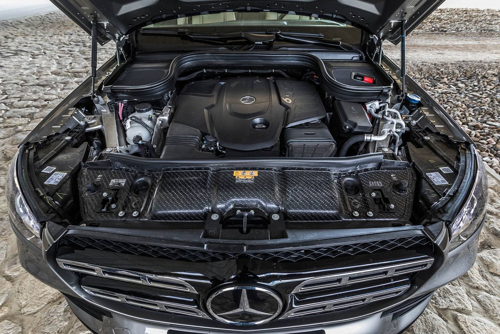 2020-06-mercedes-benz-gls-19.jpg